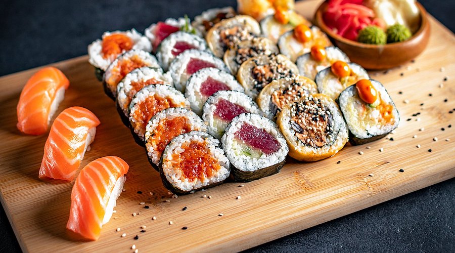 Sushi plate